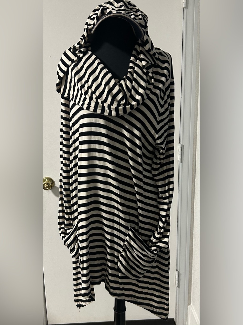 Saks Fifth Avenue Blue Label Black & Cream Striped Top